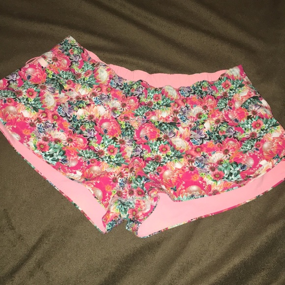 lululemon athletica Pants - - Lululemon Athletica Flower Shorts